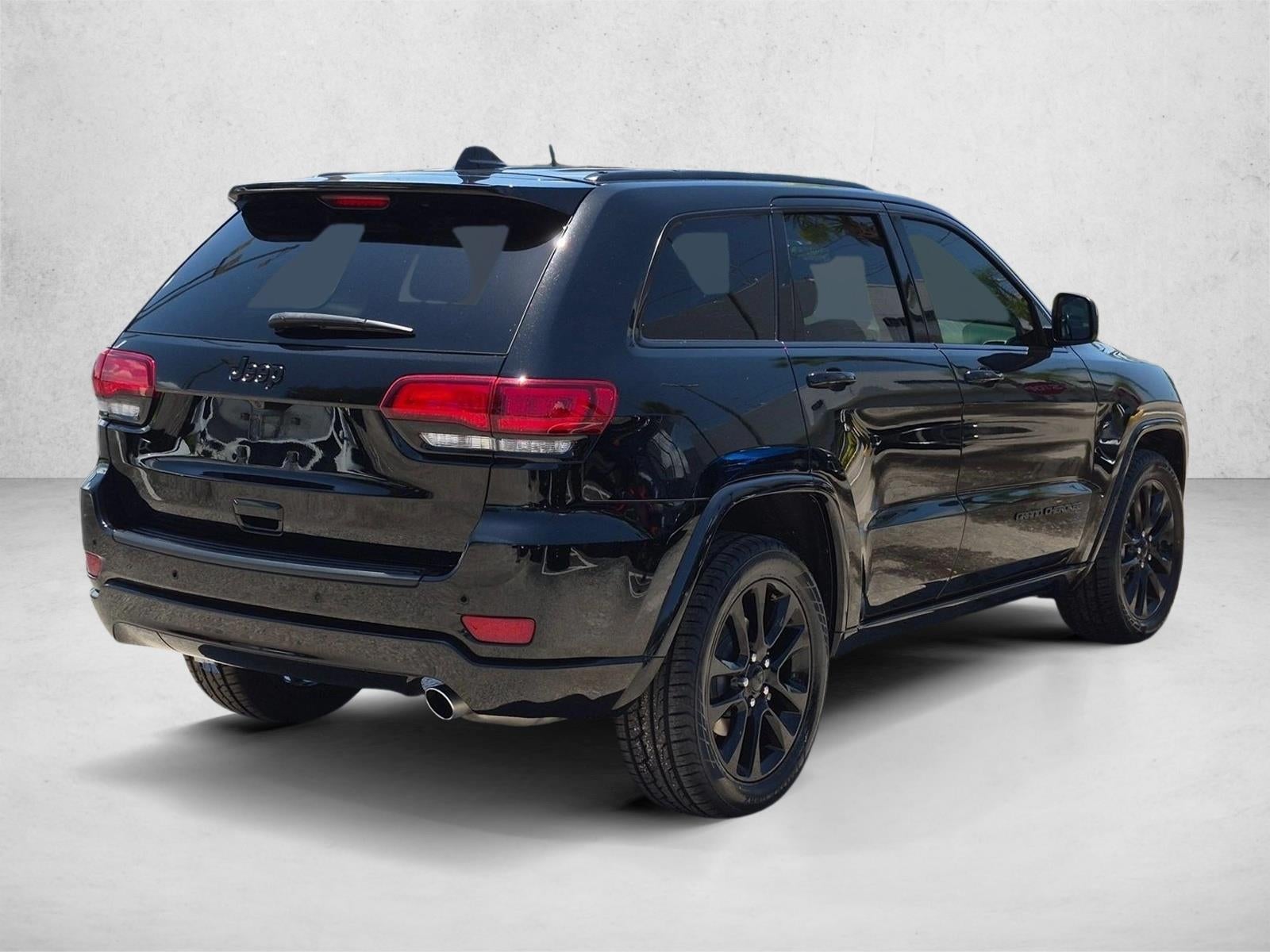 2021 Jeep Grand Cherokee Laredo X 4x2