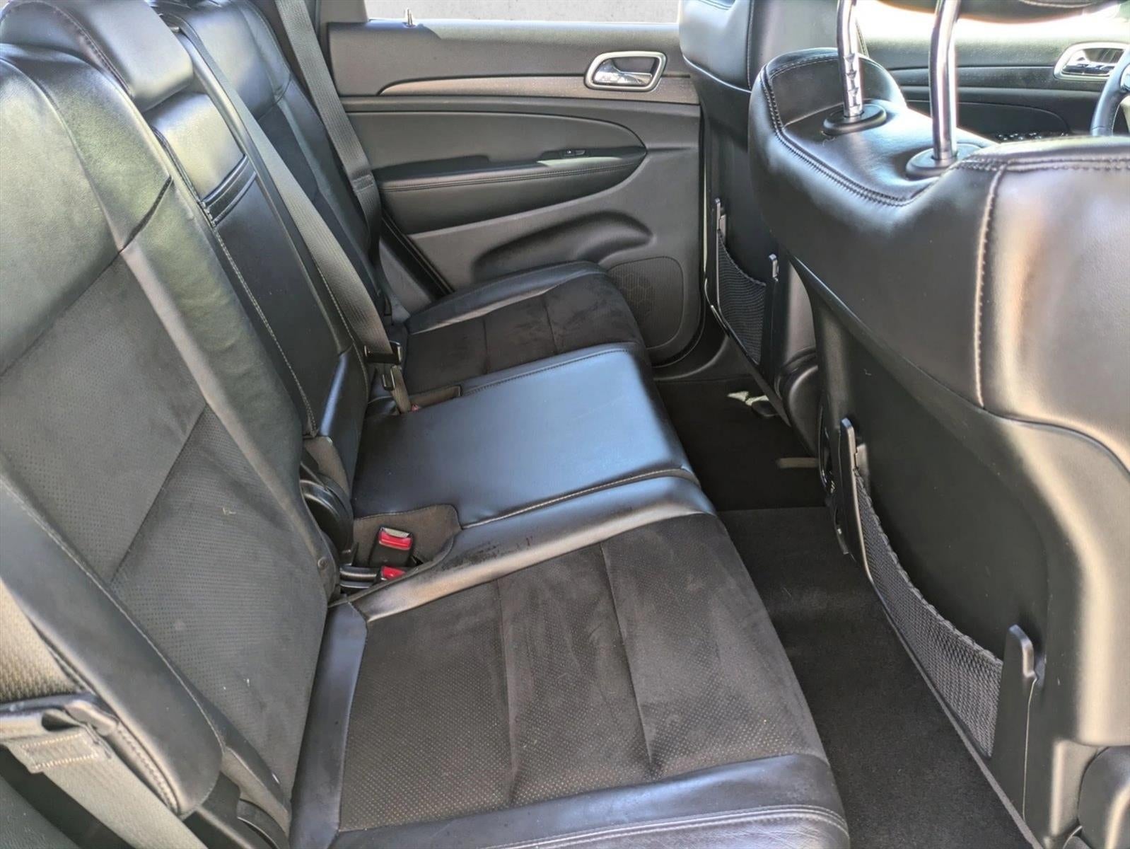 2018 Jeep Grand Cherokee Laredo E 4x2 *Ltd Avail*