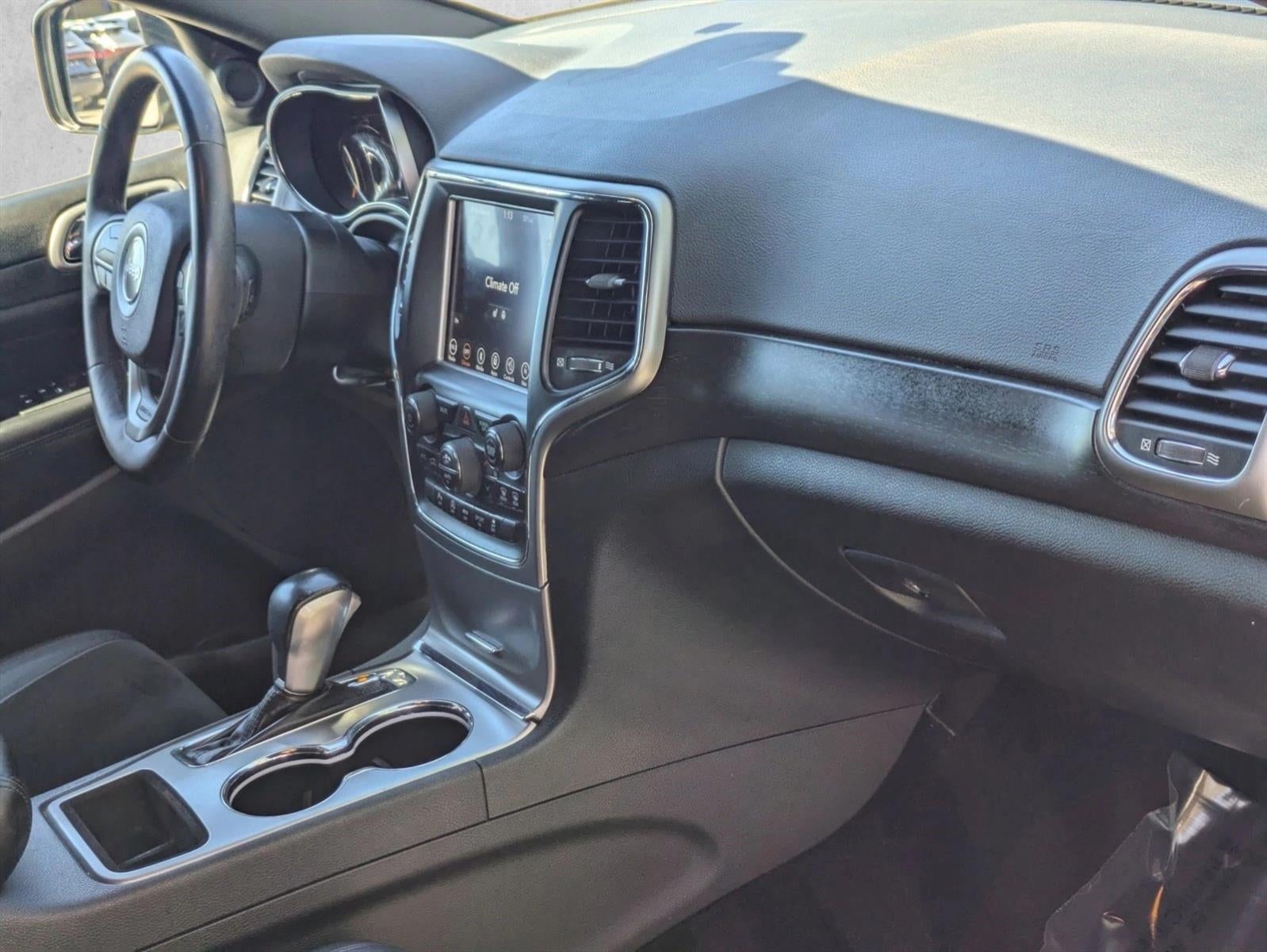 2018 Jeep Grand Cherokee Laredo E 4x2 *Ltd Avail*