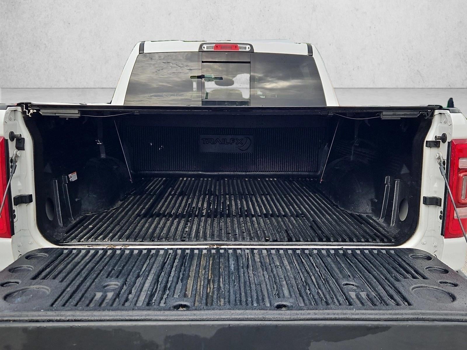 2020 RAM 1500 Laramie 4x2 Crew Cab 5'7" Box