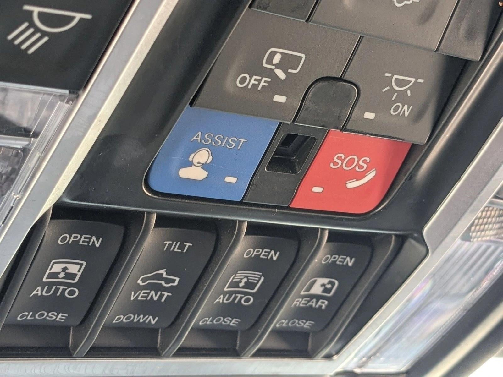 2022 RAM 1500 Limited 4x4 Crew Cab 5'7" Box