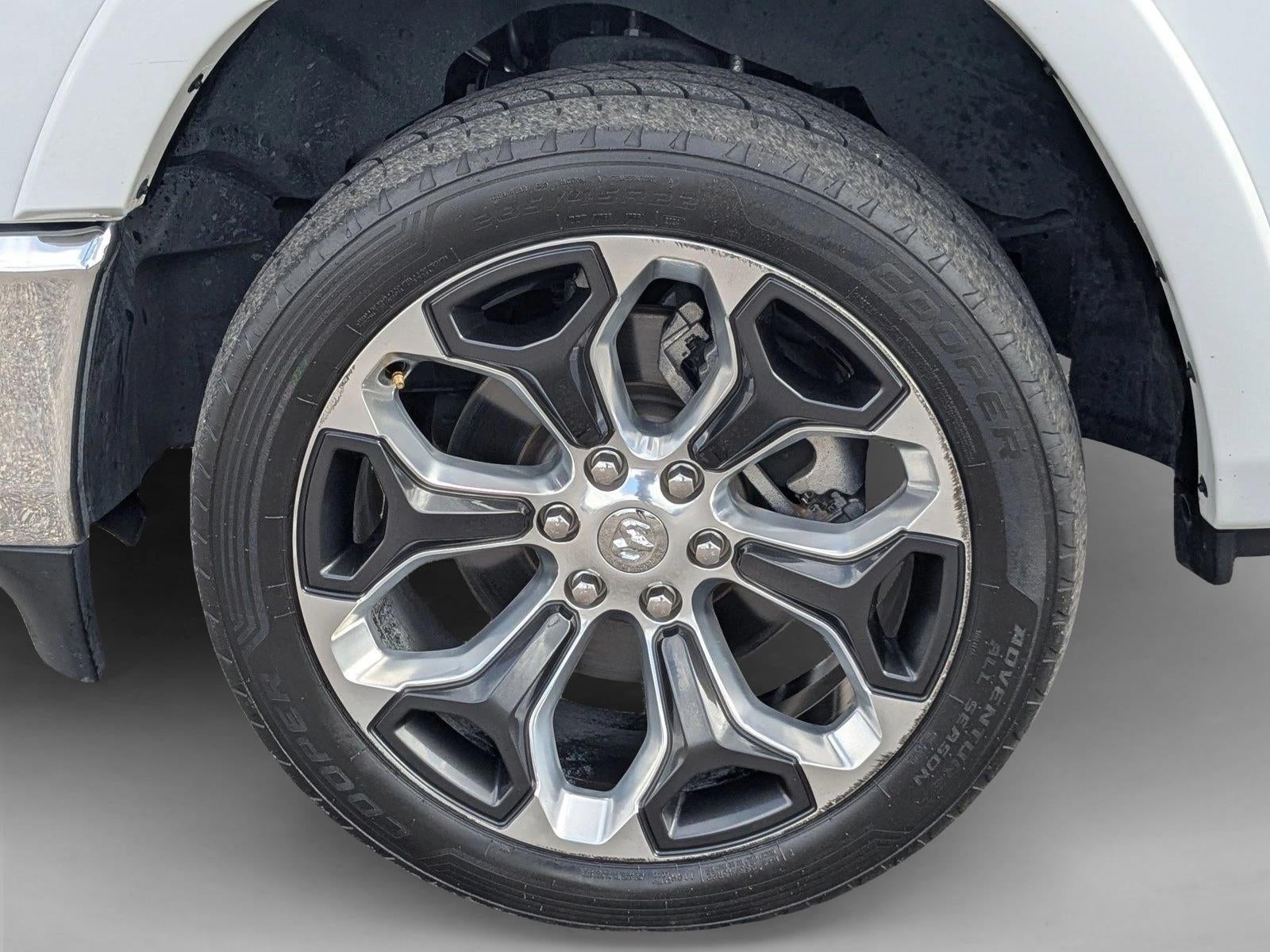 2022 RAM 1500 Limited 4x4 Crew Cab 5'7" Box