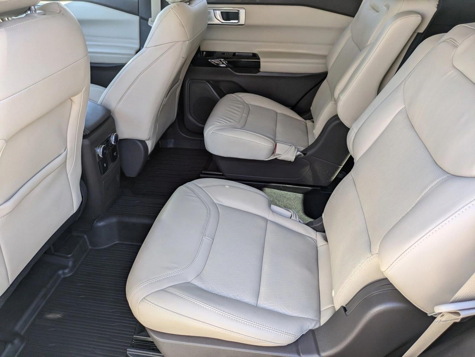 2022 Ford Explorer Platinum 4WD