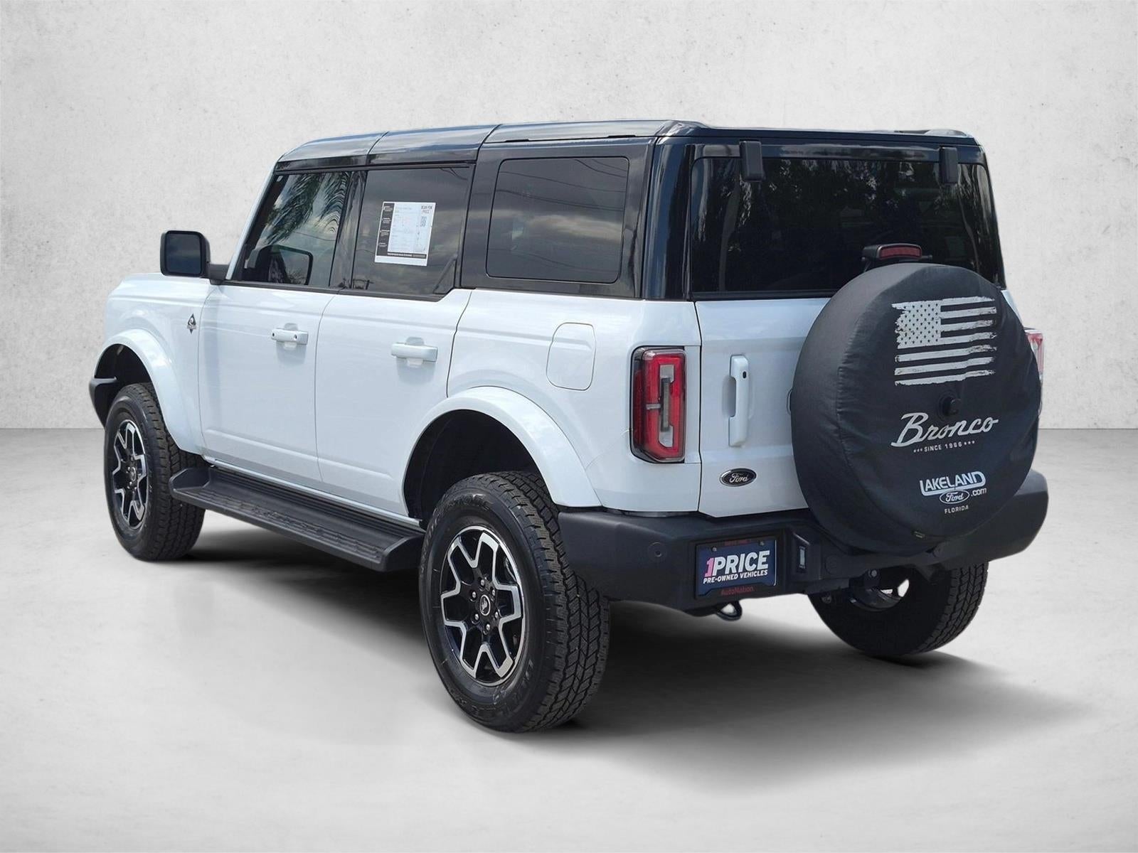 2025 Ford Bronco Outer Banks 4 Door 4x4