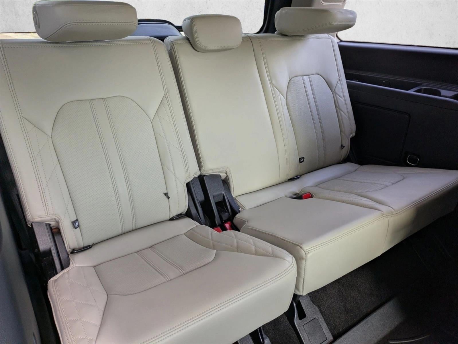 2020 Ford Expedition Platinum 4x2