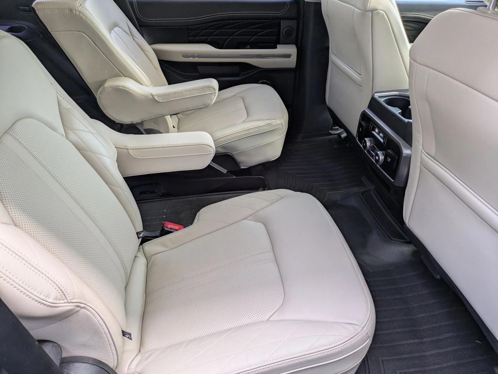 2020 Ford Expedition Platinum 4x2