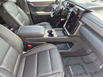 2026 GMC Acadia FWD Denali