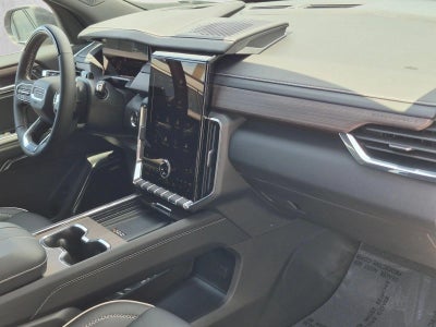 2026 GMC Acadia FWD Denali
