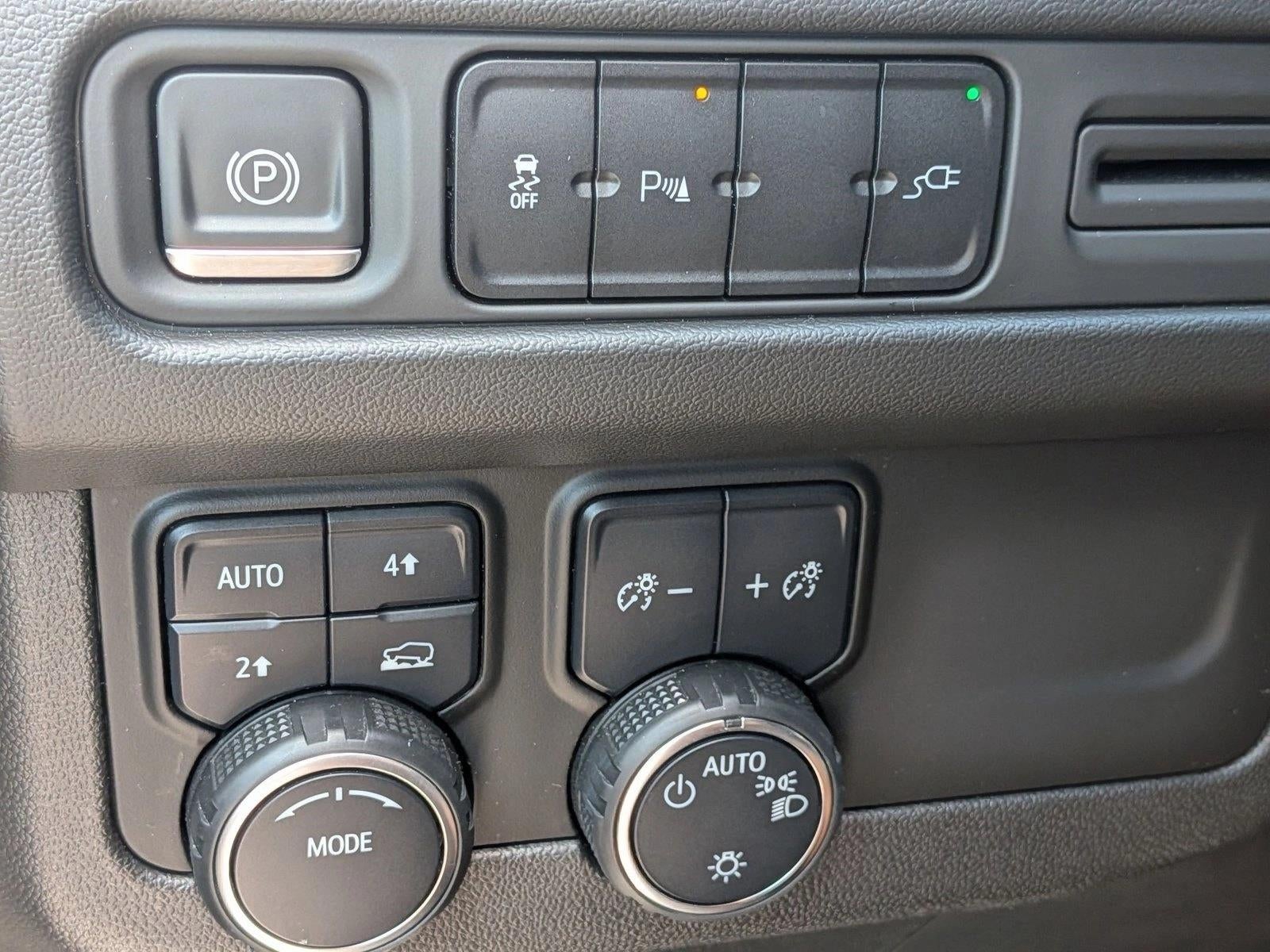 2021 Chevrolet Suburban 4WD LT