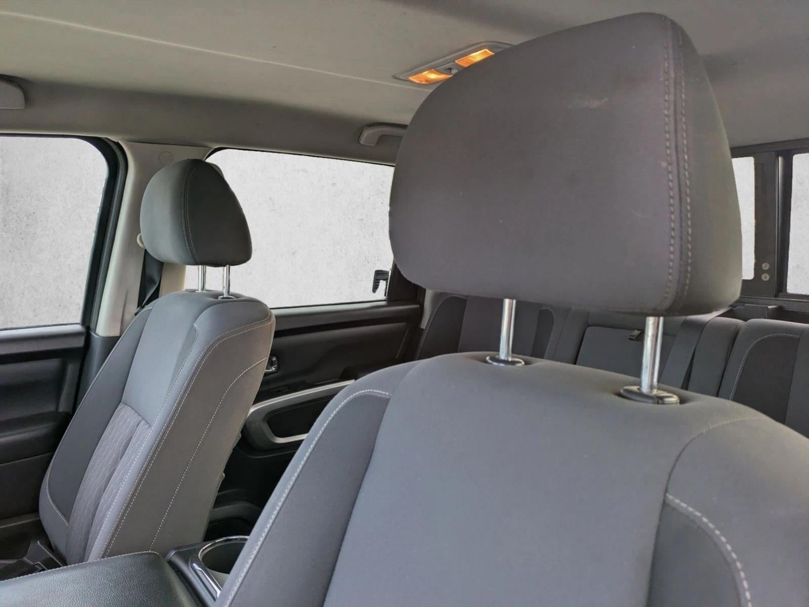 2020 Nissan Titan 4x2 Crew Cab SV