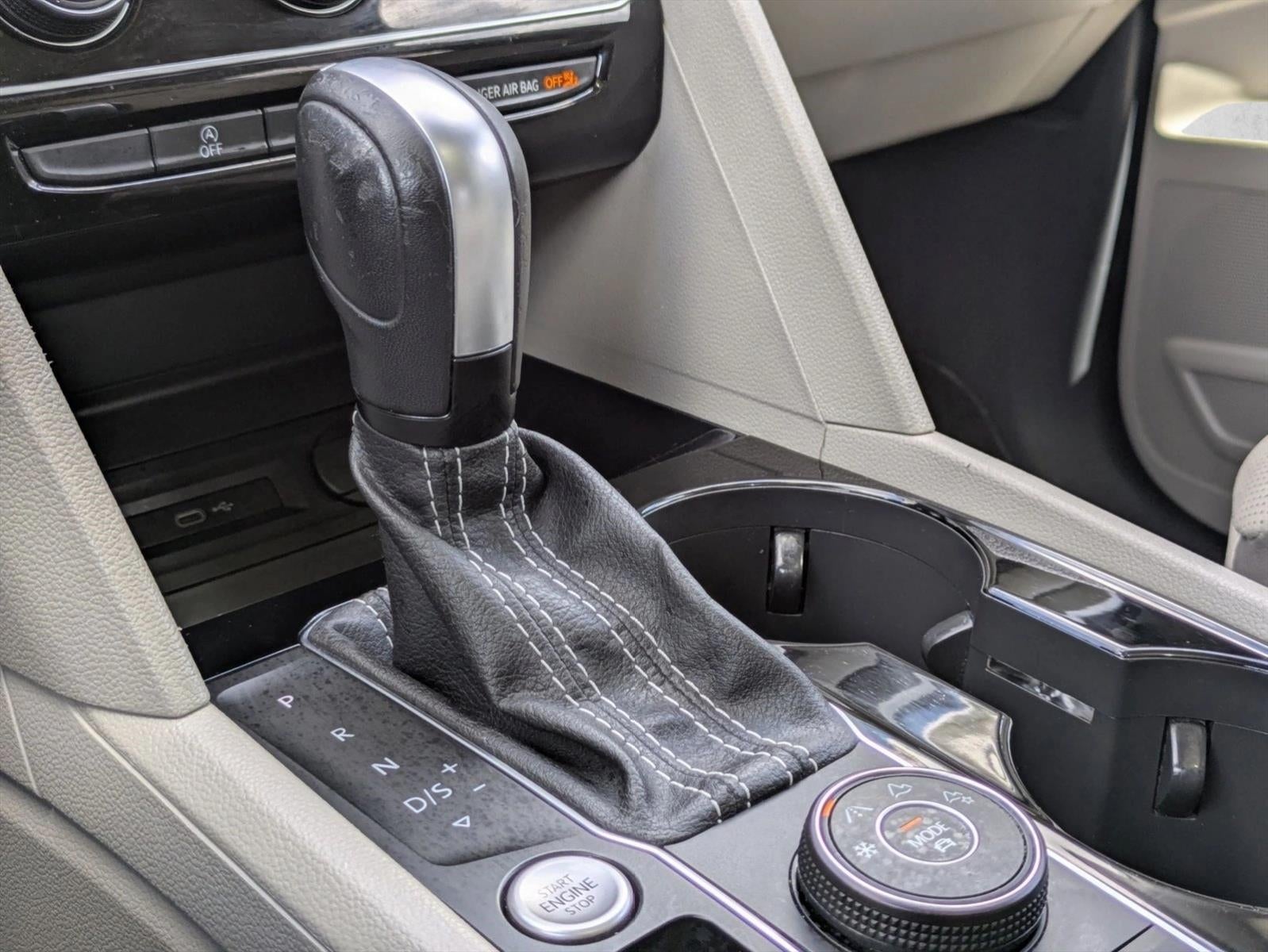 2022 Volkswagen Atlas 3.6L V6 SEL Premium R-Line 4MOTION