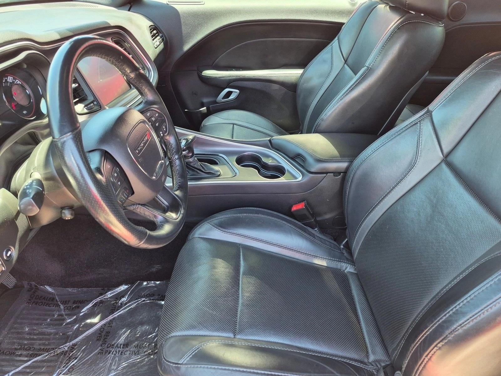 2016 Dodge Challenger 2dr Cpe SXT Plus