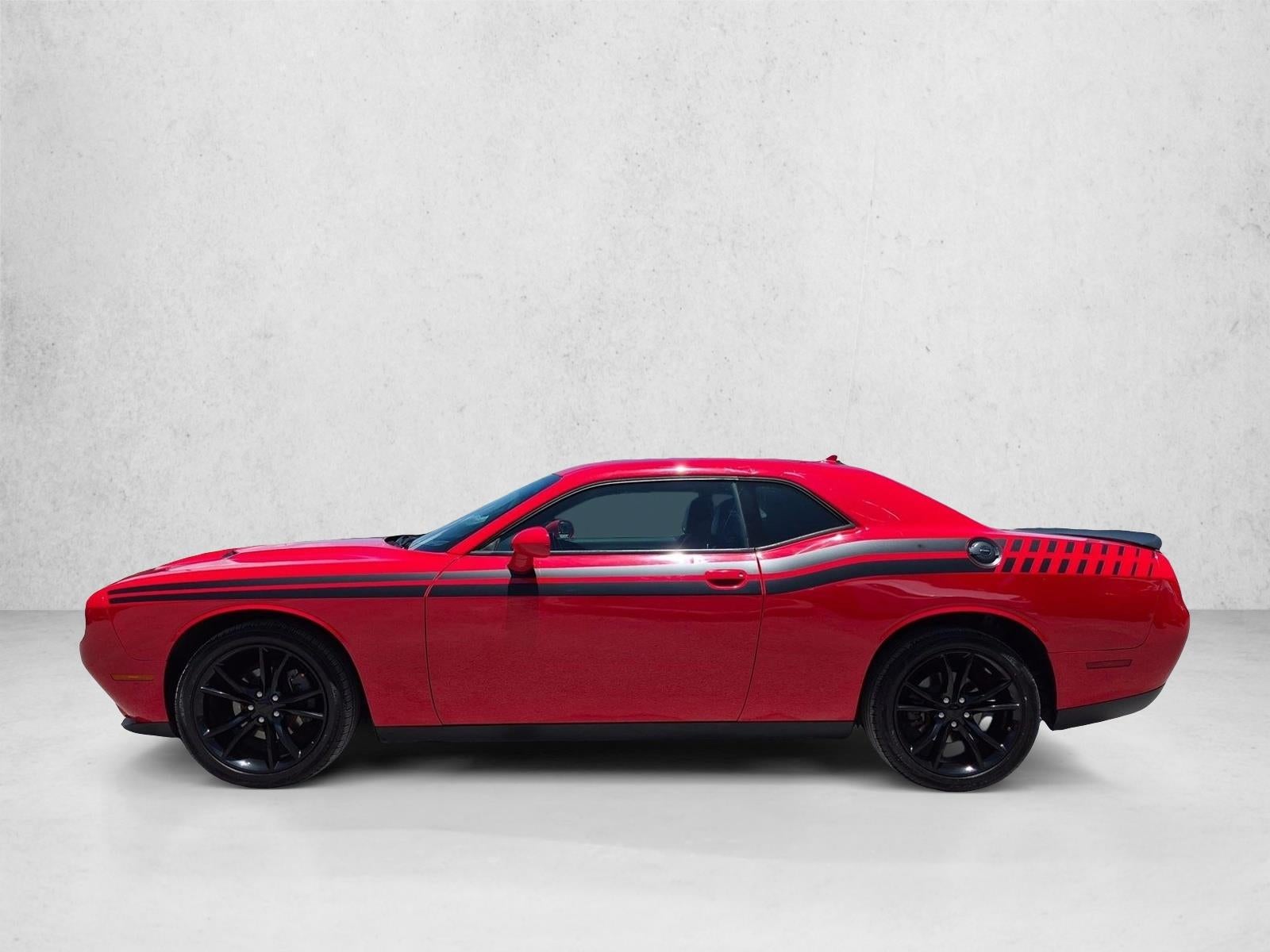 2016 Dodge Challenger 2dr Cpe SXT Plus