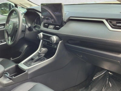 2025 Toyota RAV4 XLE Premium FWD (Natl)