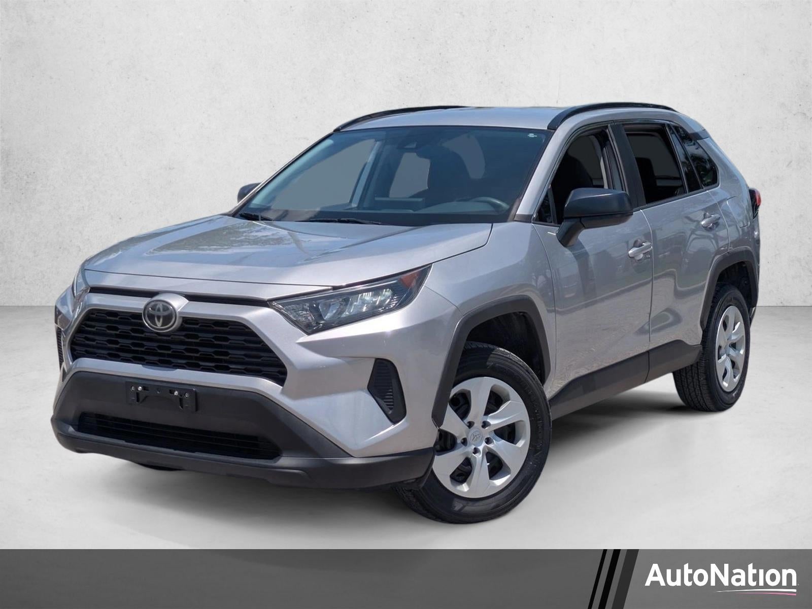 2020 Toyota RAV4 LE FWD (GS)