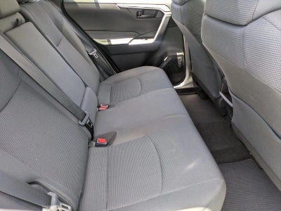 2020 Toyota RAV4 LE FWD (GS)