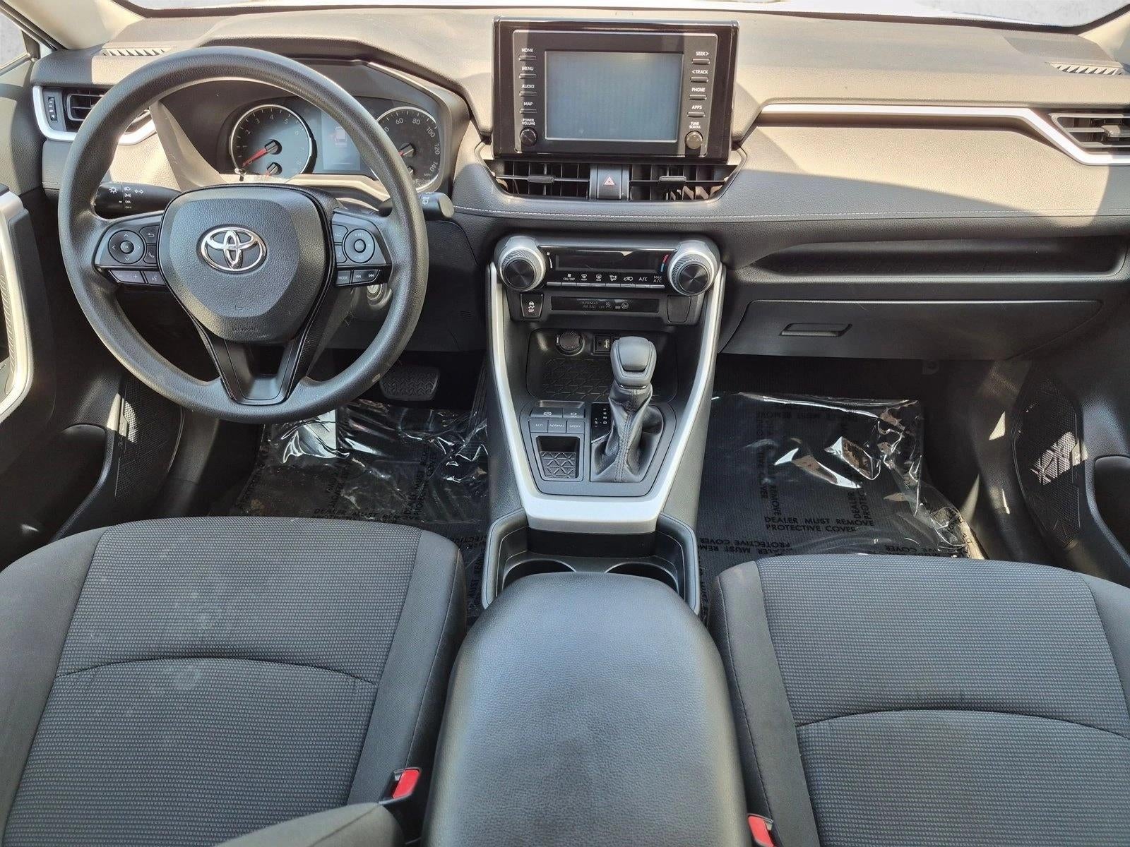 2019 Toyota RAV4 LE FWD (GS)