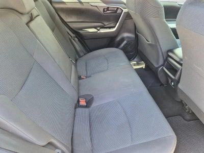 2019 Toyota RAV4 LE FWD (GS)