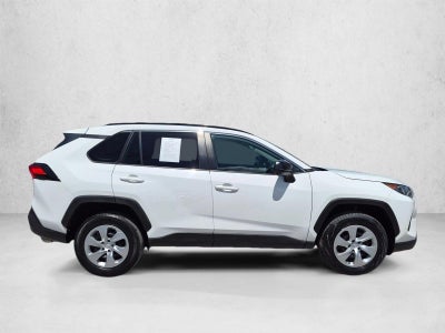 2019 Toyota RAV4 LE FWD (GS)
