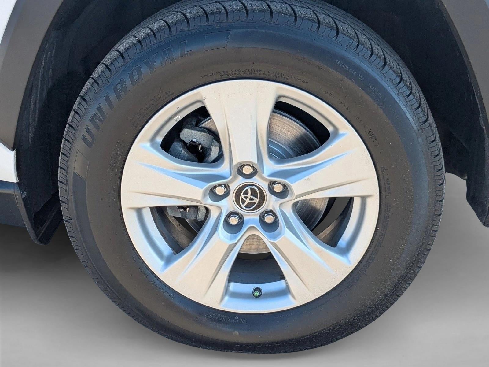 2021 Toyota RAV4 XLE FWD (GS)