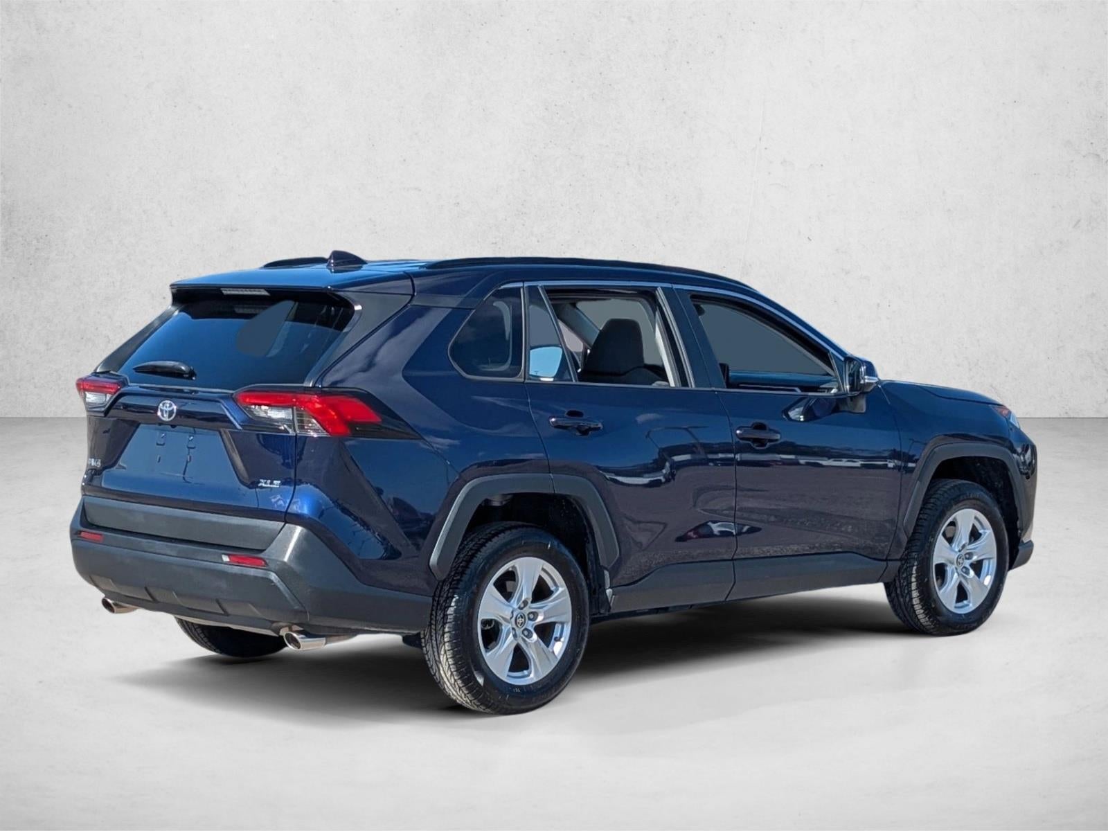 2021 Toyota RAV4 XLE FWD (GS)