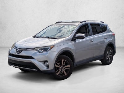 2016 Toyota RAV4 FWD 4dr XLE (GS)