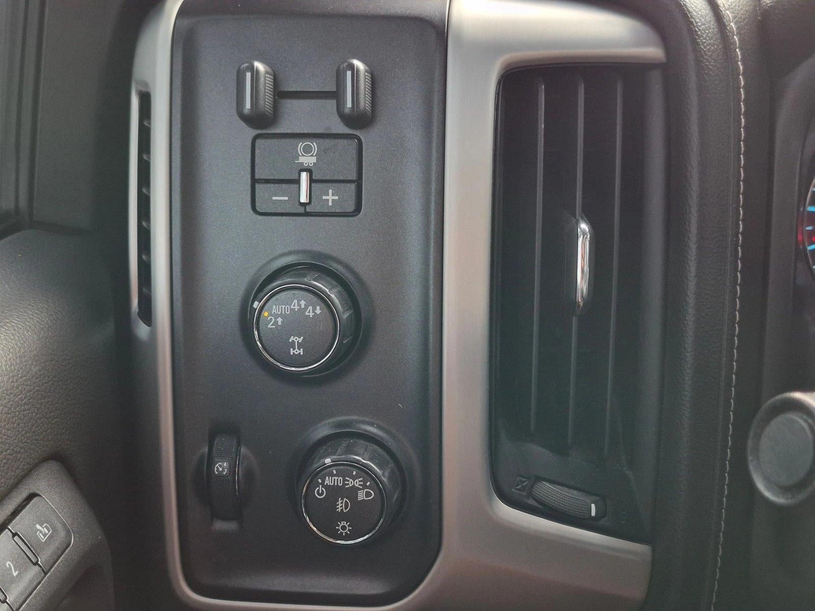 2018 GMC Sierra 1500 Crew Cab Short Box 4-Wheel Drive SLT