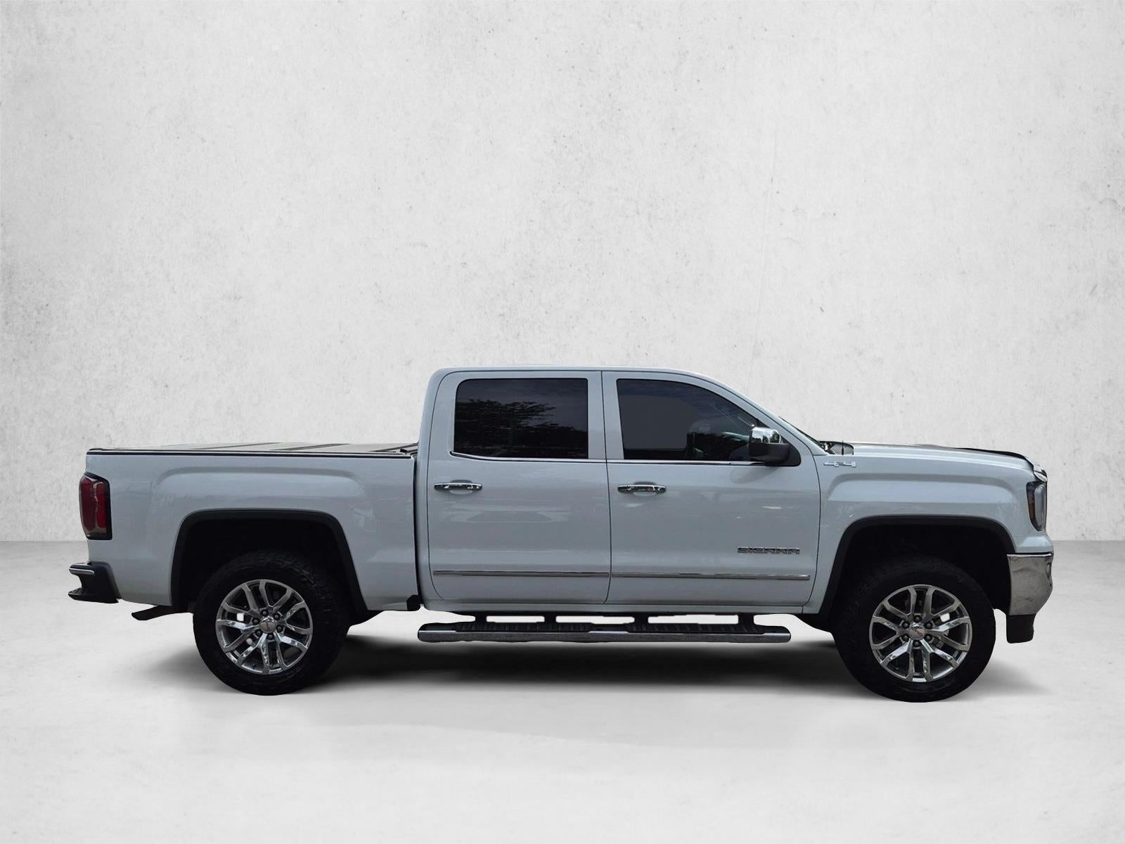 2018 GMC Sierra 1500 Crew Cab Short Box 4-Wheel Drive SLT
