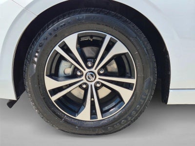 2022 Nissan Sentra SV CVT