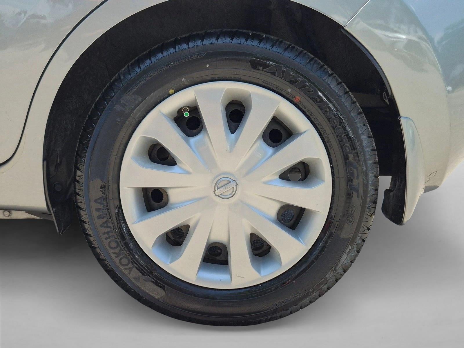 2015 Nissan Versa Note 5dr HB CVT 1.6 S Plus