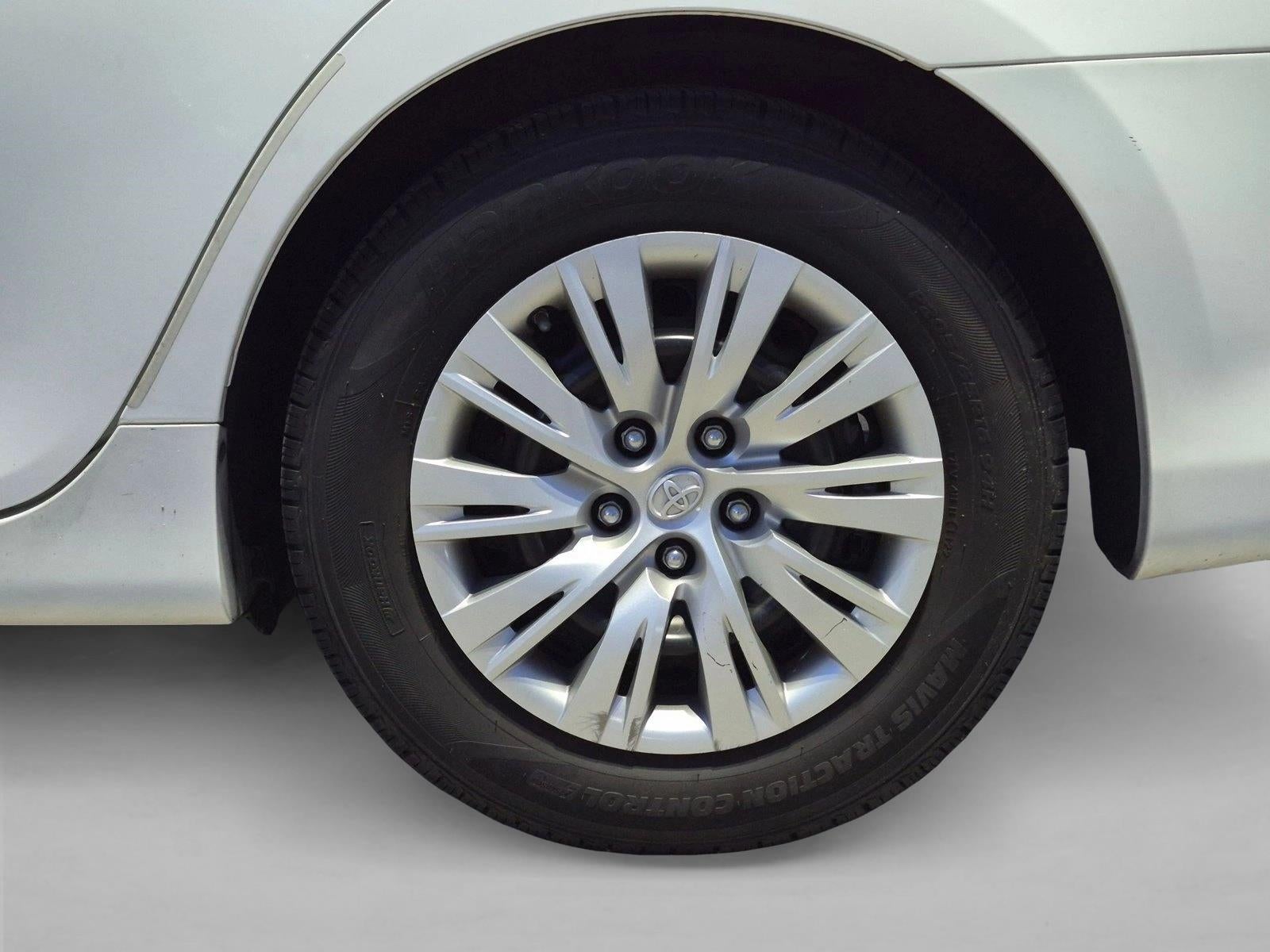 2013 Toyota Camry 4dr Sdn I4 Auto L (Natl)