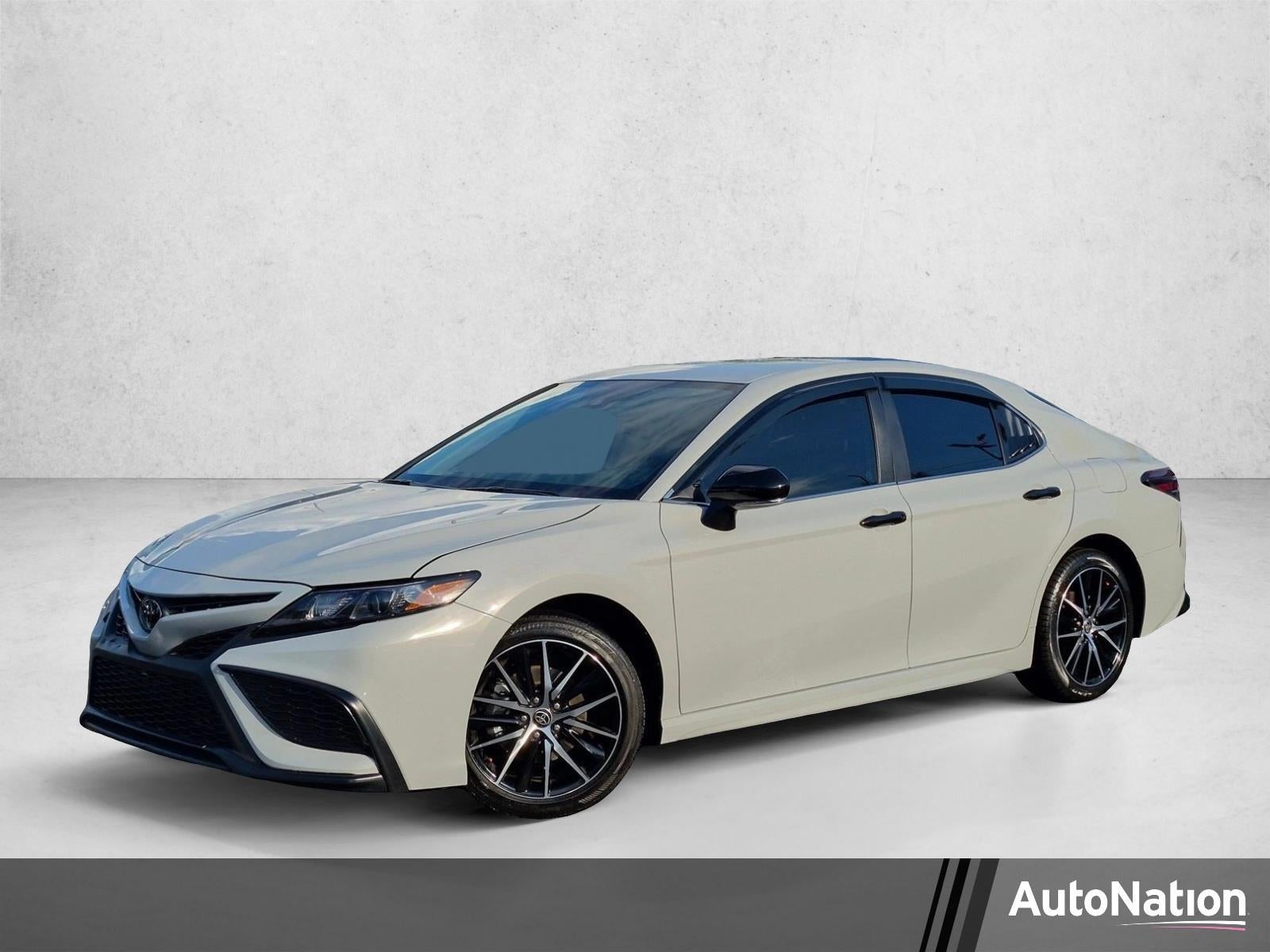 2024 Toyota Camry SE Auto (SE)
