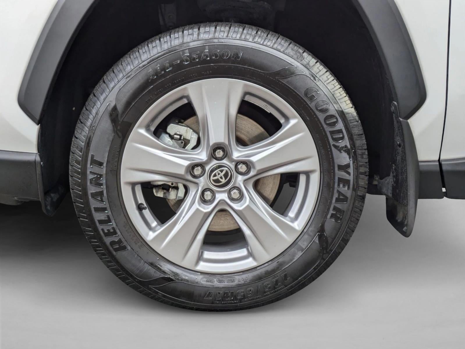 2024 Toyota RAV4 Hybrid XLE AWD (Natl)