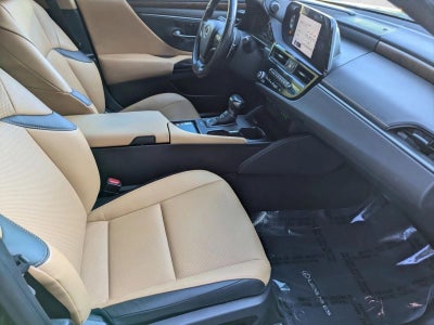 2024 Lexus ES 250 AWD