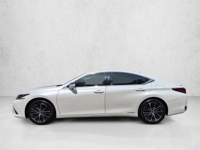 2022 Lexus ES 300h FWD