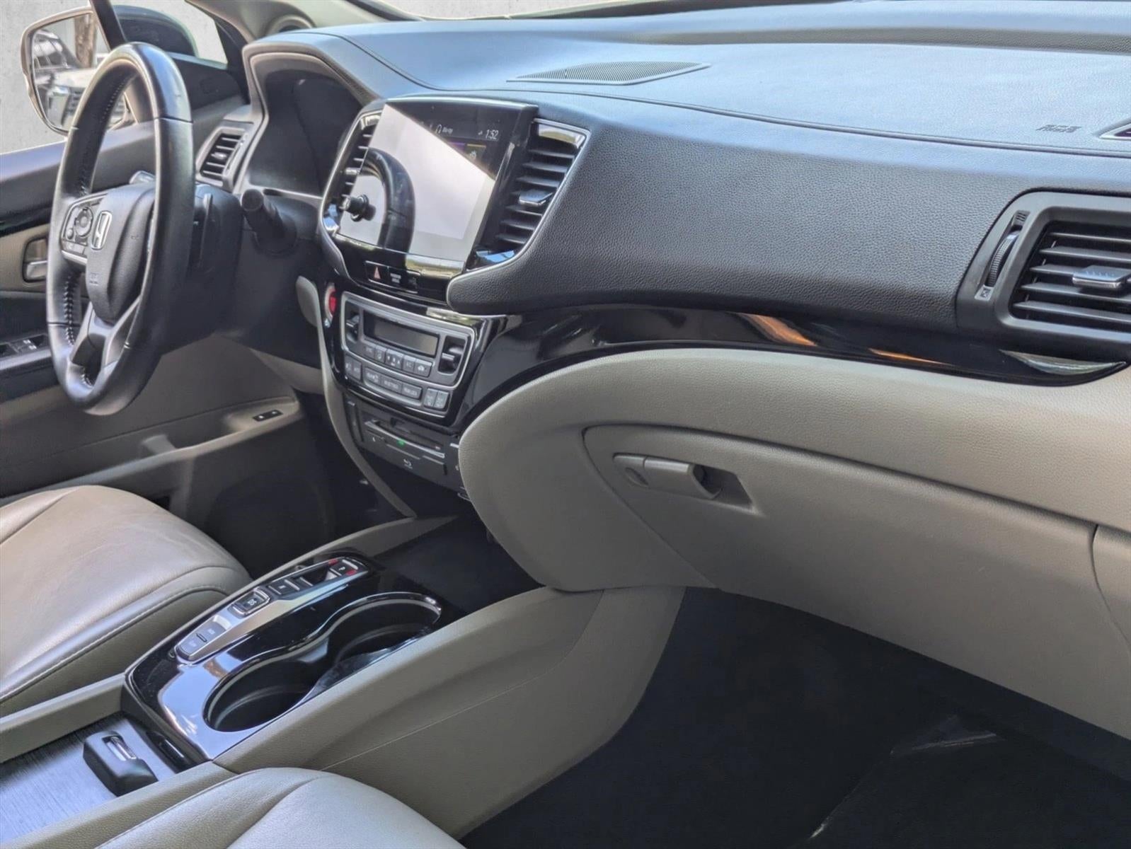 2021 Honda Pilot Touring 7-Passenger 2WD