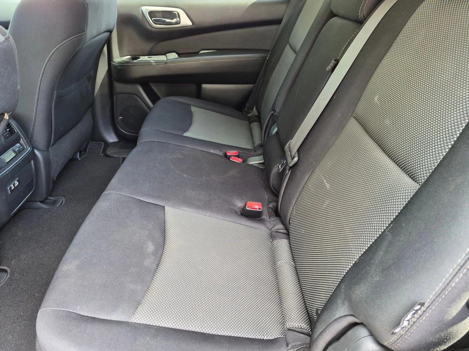 2019 Nissan Pathfinder FWD SV