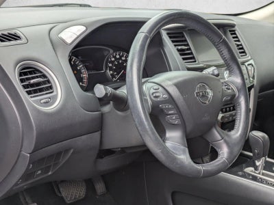 2019 Nissan Pathfinder FWD SV