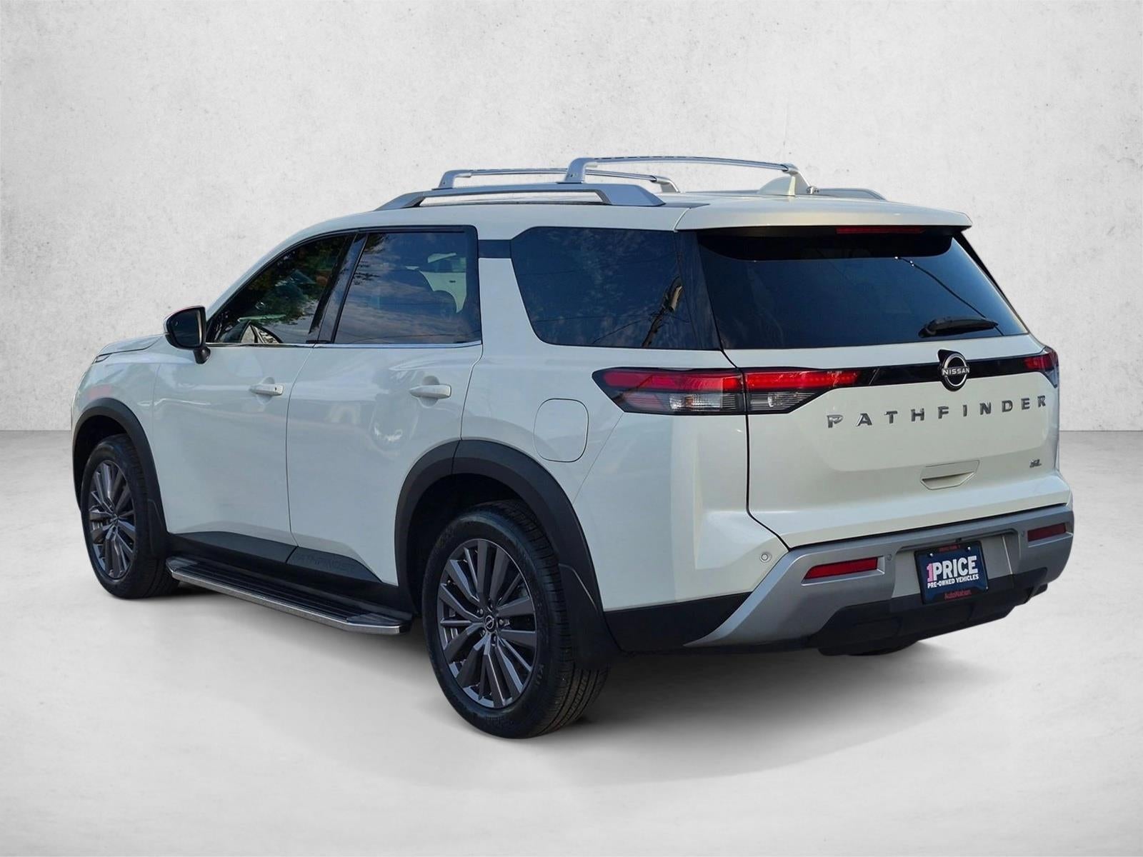 2023 Nissan Pathfinder SL 2WD