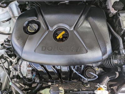 2016 Hyundai ELANTRA 4dr Sdn Auto SE