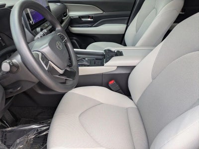 2025 Toyota Grand Highlander Hybrid LE AWD (Natl)