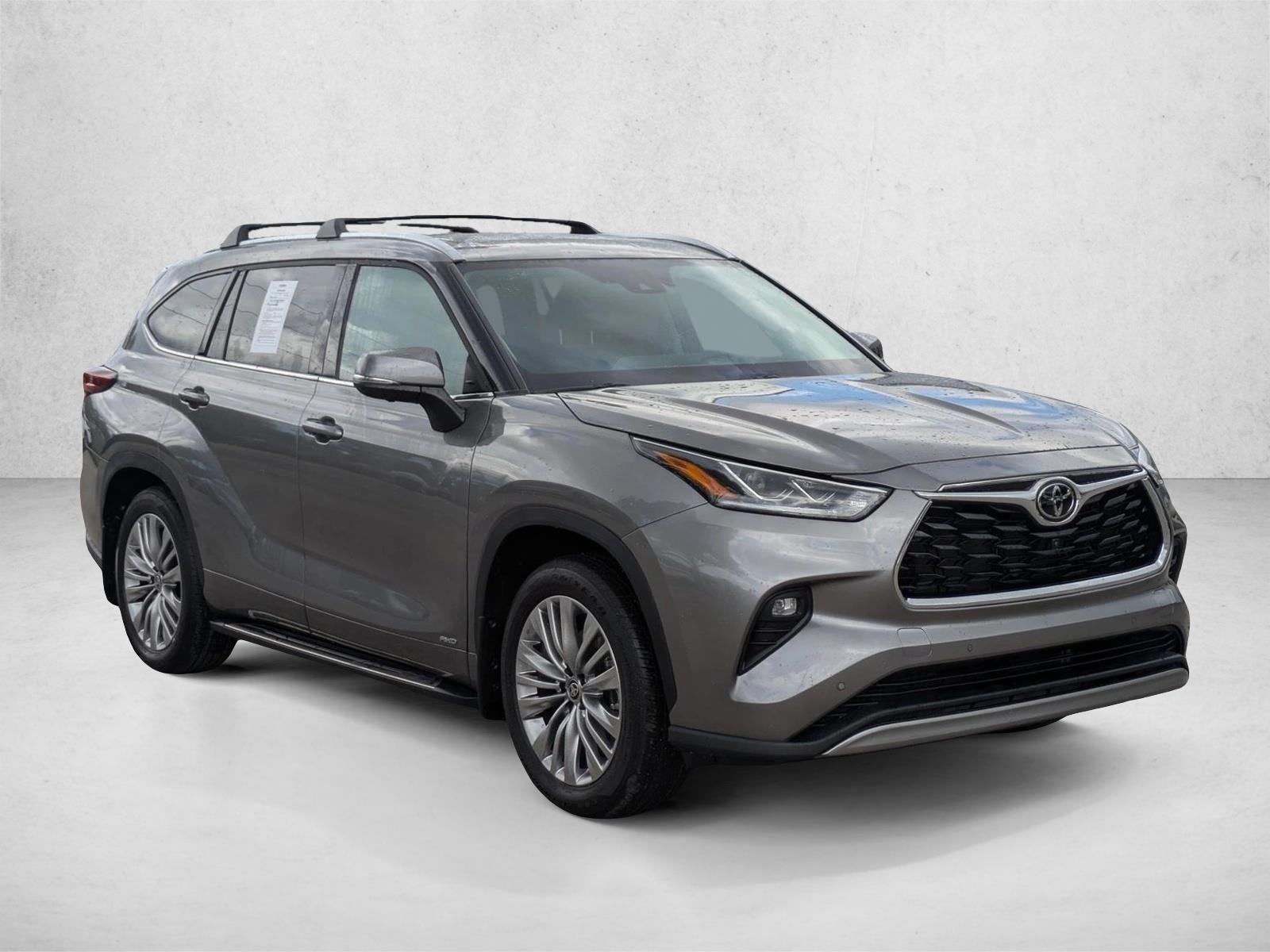 2025 Toyota Highlander Hybrid Platinum AWD (Natl)