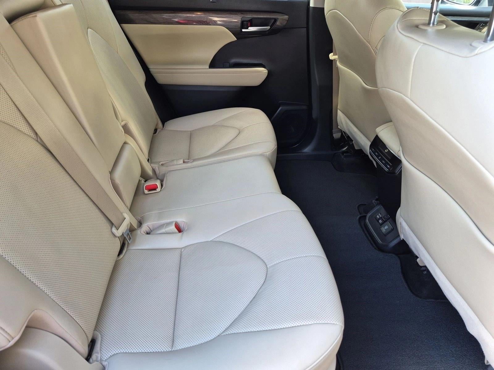 2023 Toyota Highlander Limited FWD (GS)