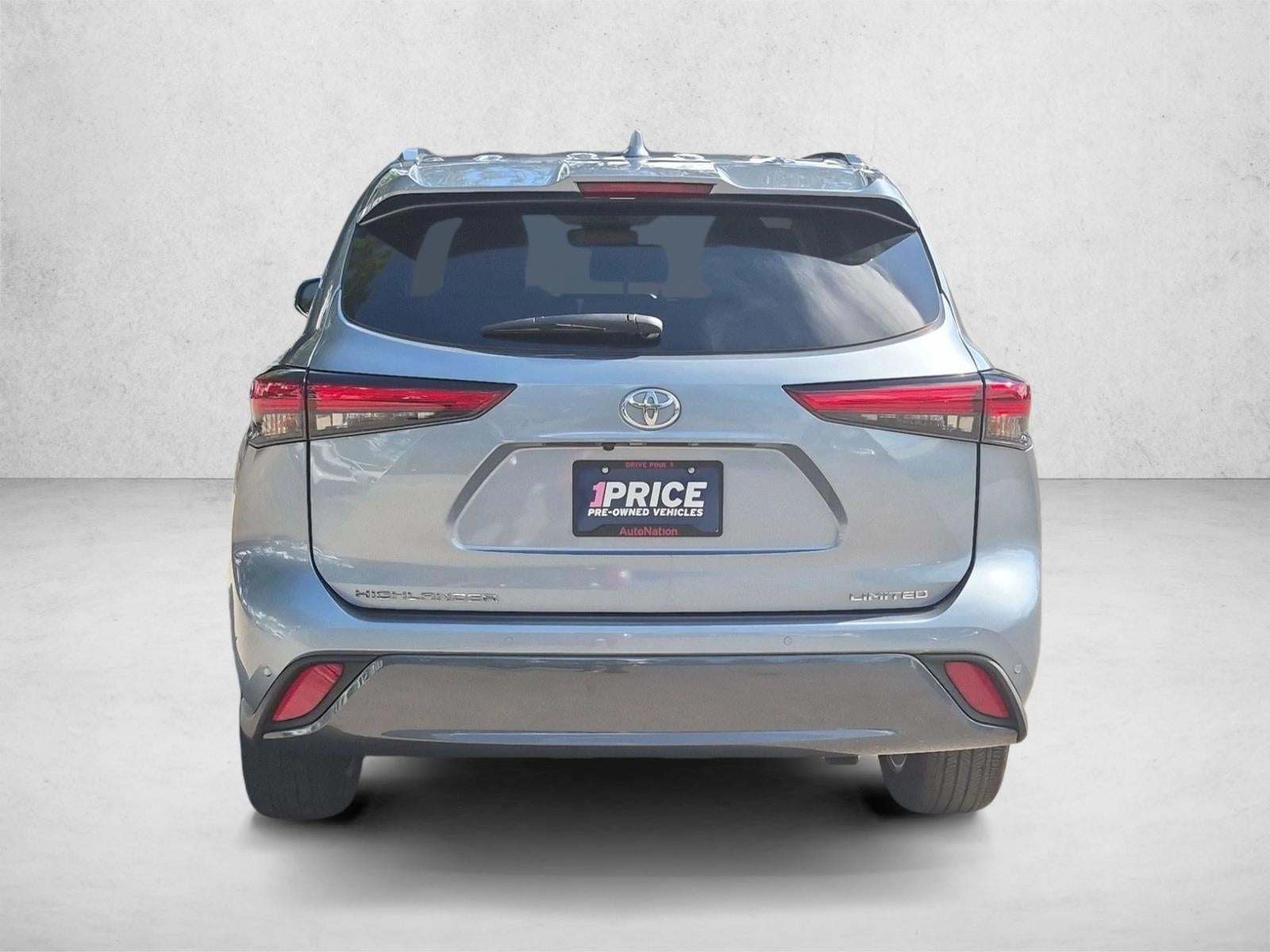 2023 Toyota Highlander Limited FWD (GS)