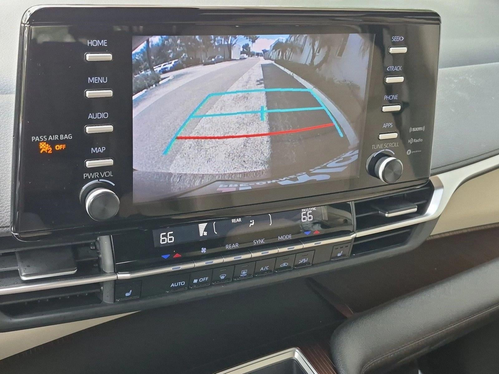 2023 Toyota Sienna XLE FWD 8-Passenger (Natl)