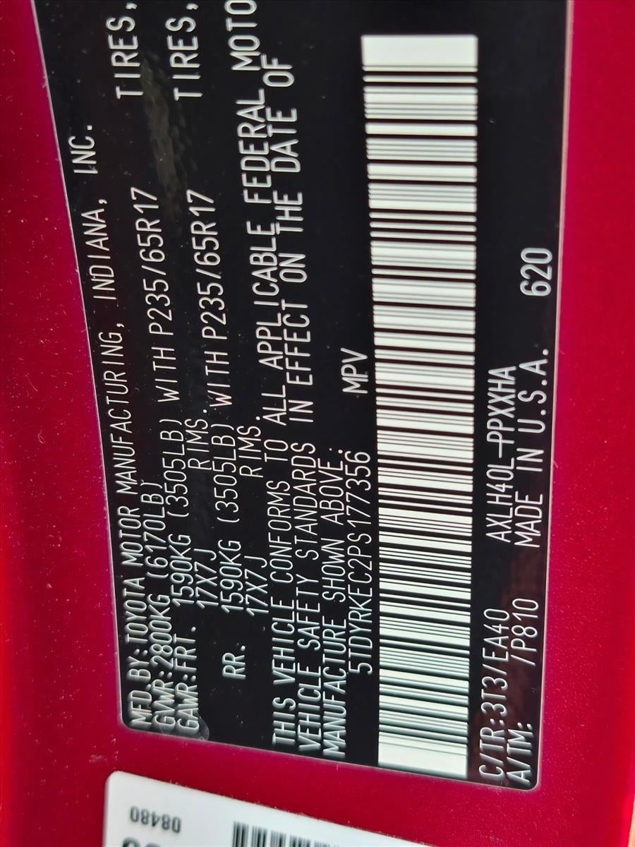 2023 Toyota Sienna XLE FWD 8-Passenger (Natl)