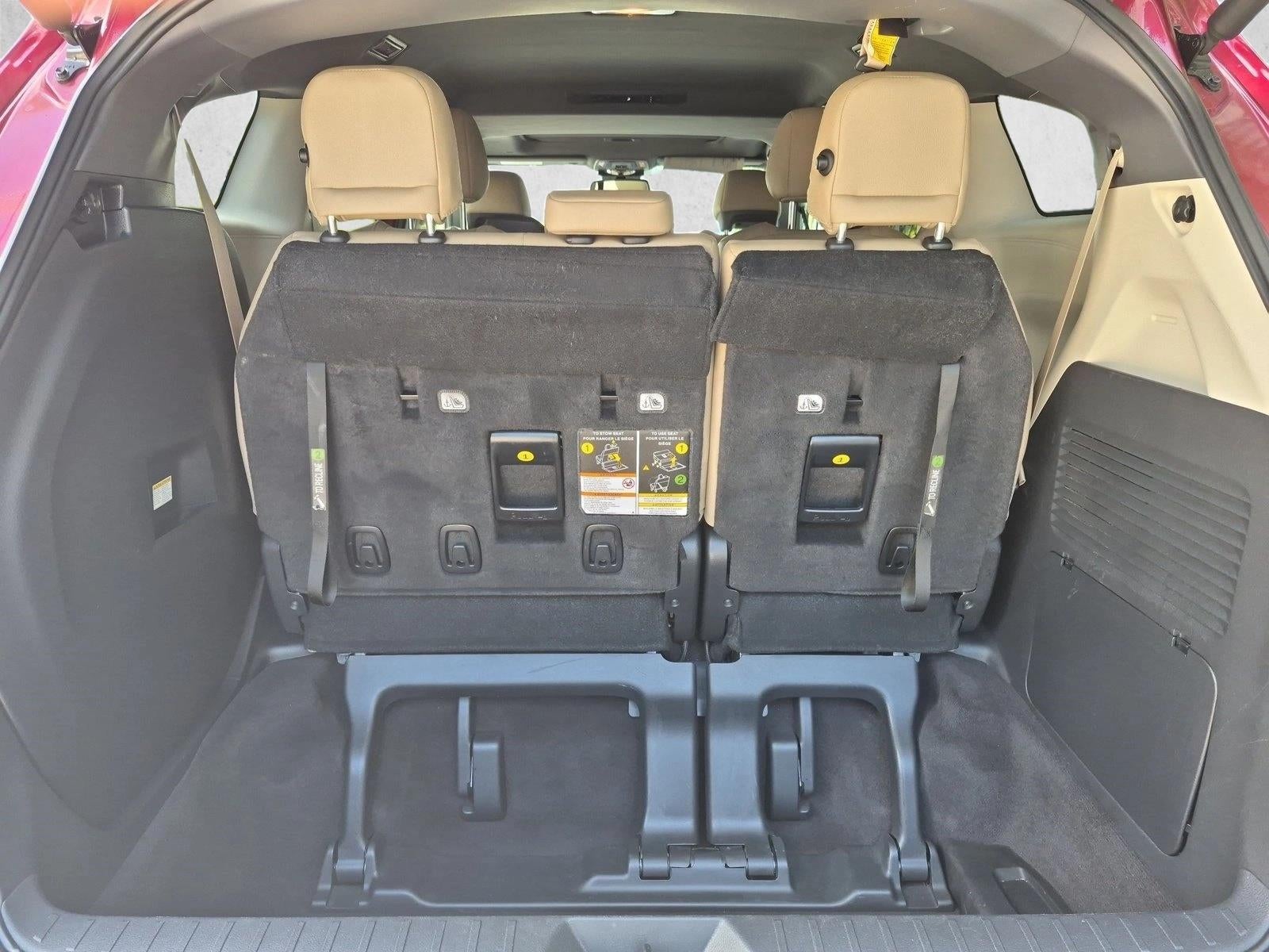 2023 Toyota Sienna XLE FWD 8-Passenger (Natl)