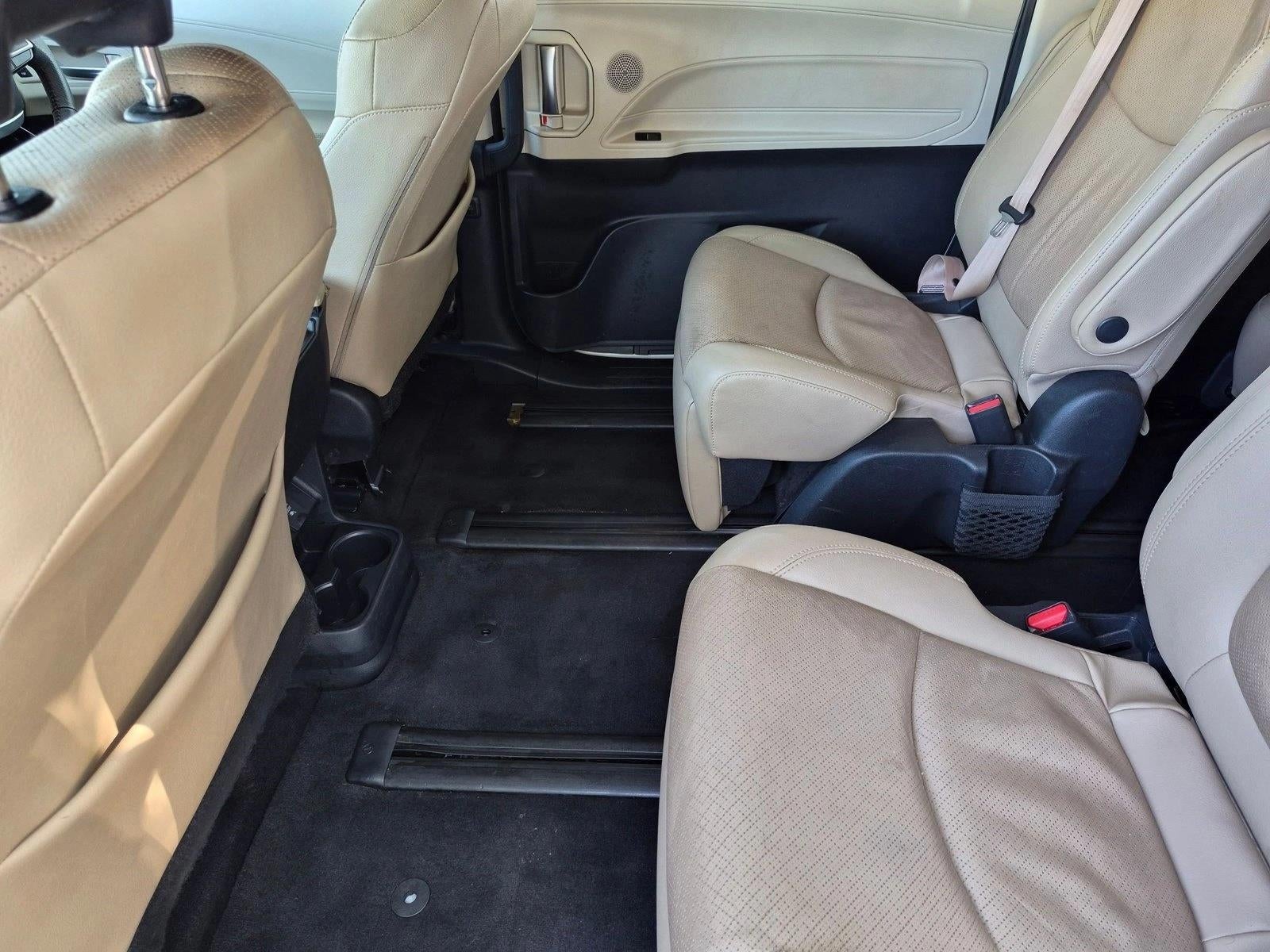 2021 Toyota Sienna Limited FWD 7-Passenger (GS)