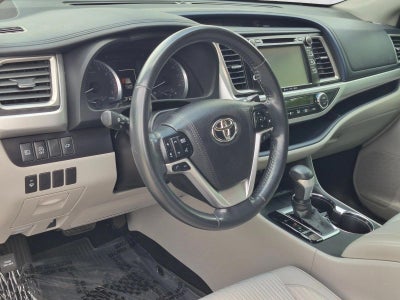 2018 Toyota Highlander LE Plus V6 FWD (SE)