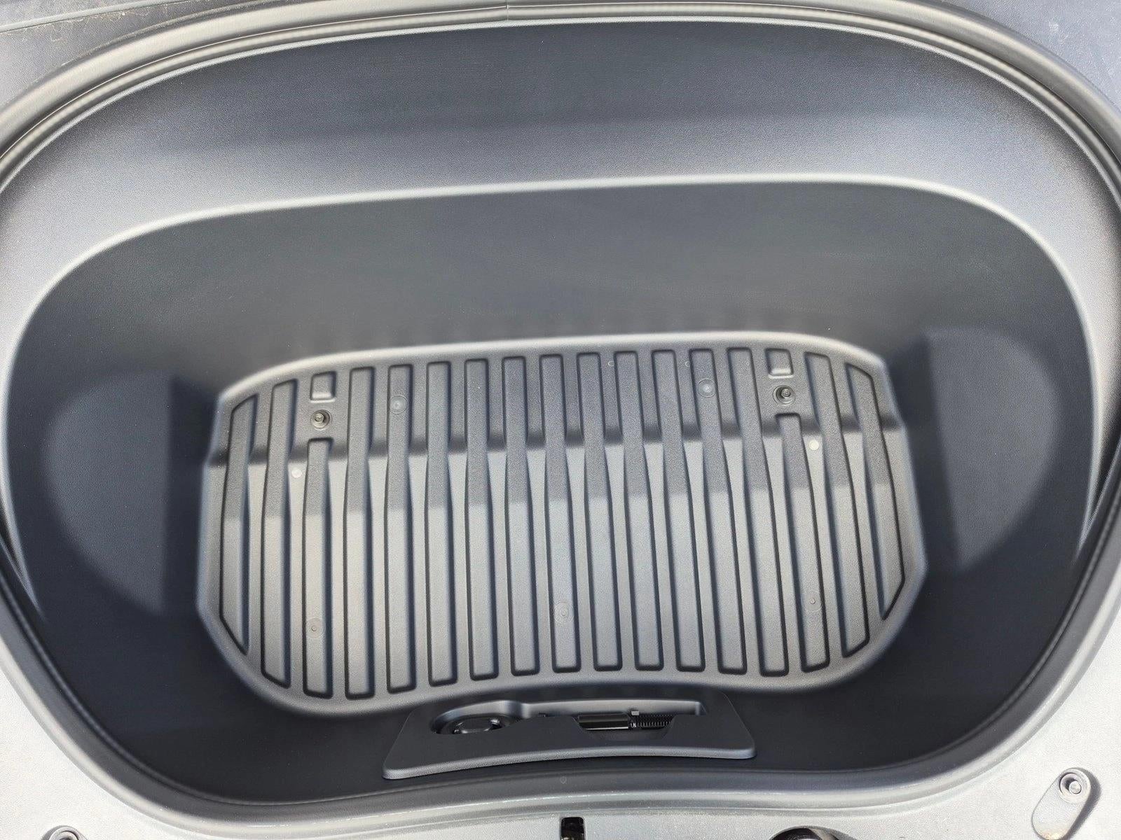 2025 Tesla Model 3 Standard RWD